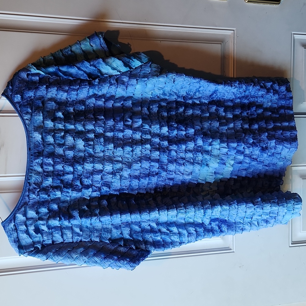 Notations Blue Ruffled Top Size 3X - Picture 6 of 7